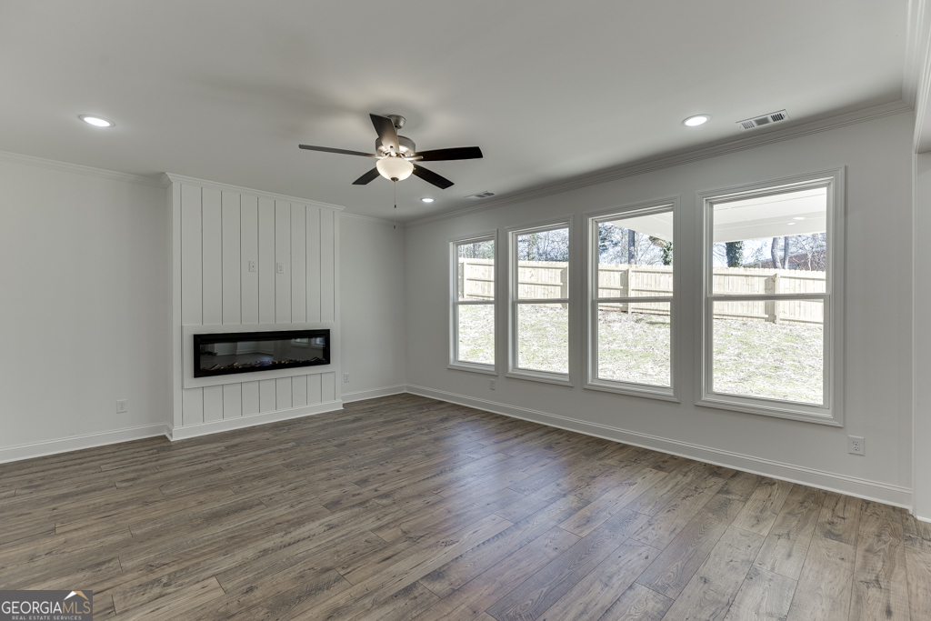 929 Lakeview Property Photo 20