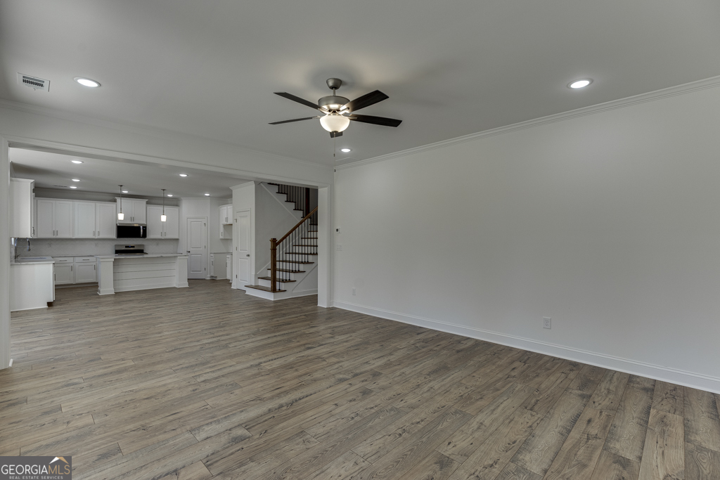 929 Lakeview Property Photo 22