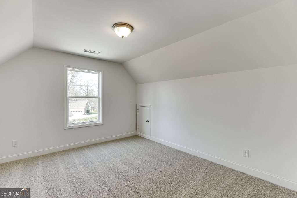 929 Lakeview Property Photo 30