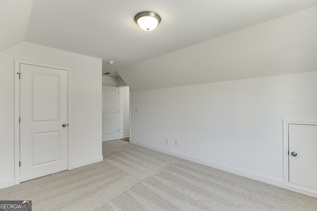 929 Lakeview Property Photo 33