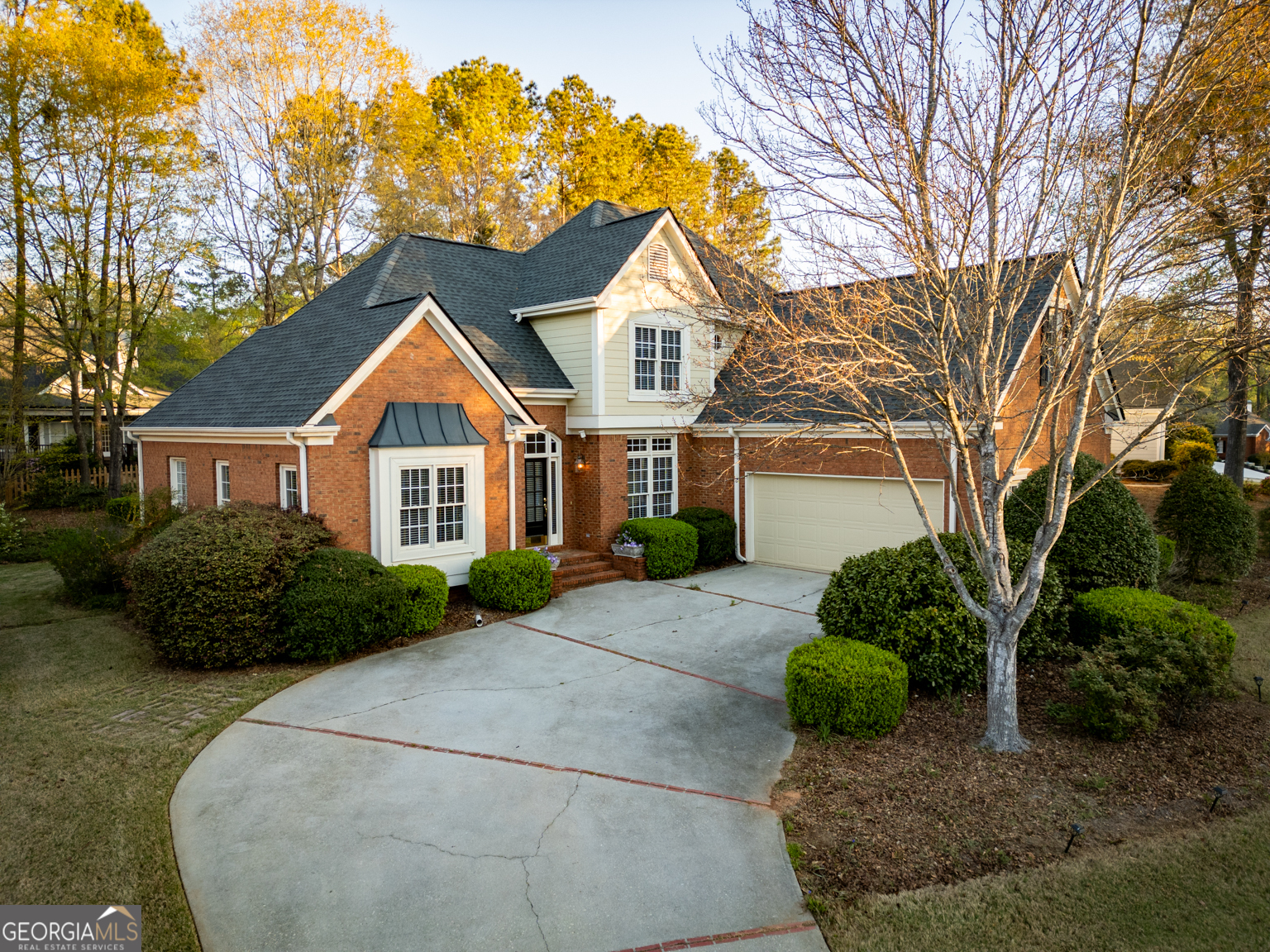 8384 Fairway Drive Property Photo 1
