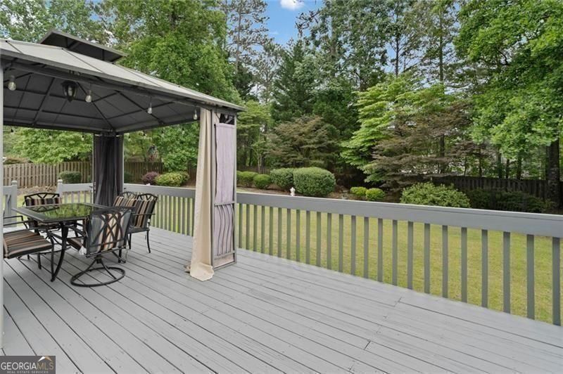 5711 Brynwood Circle Nw Property Photo 5