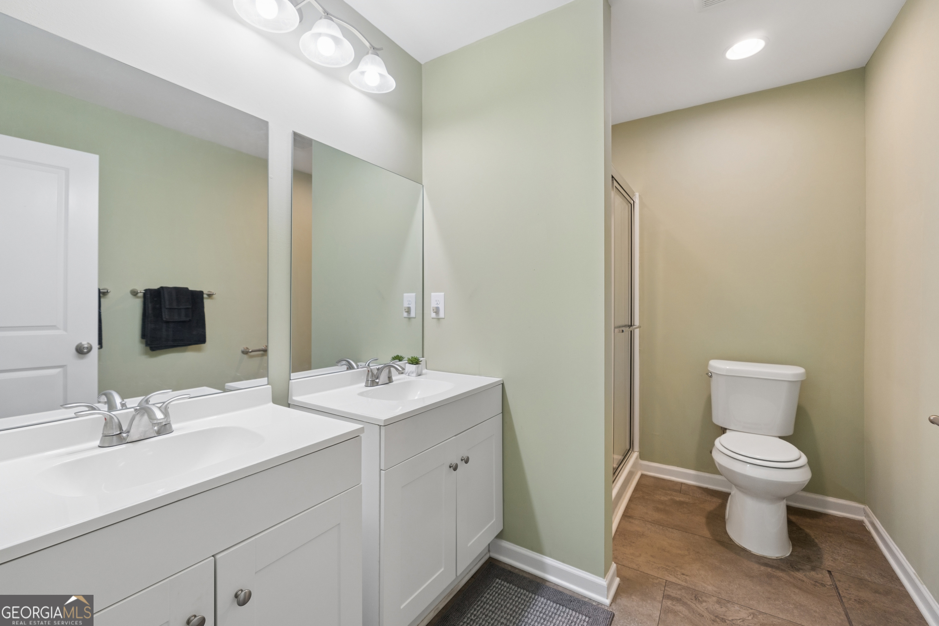 982 Green Meadow Drive Property Photo 13