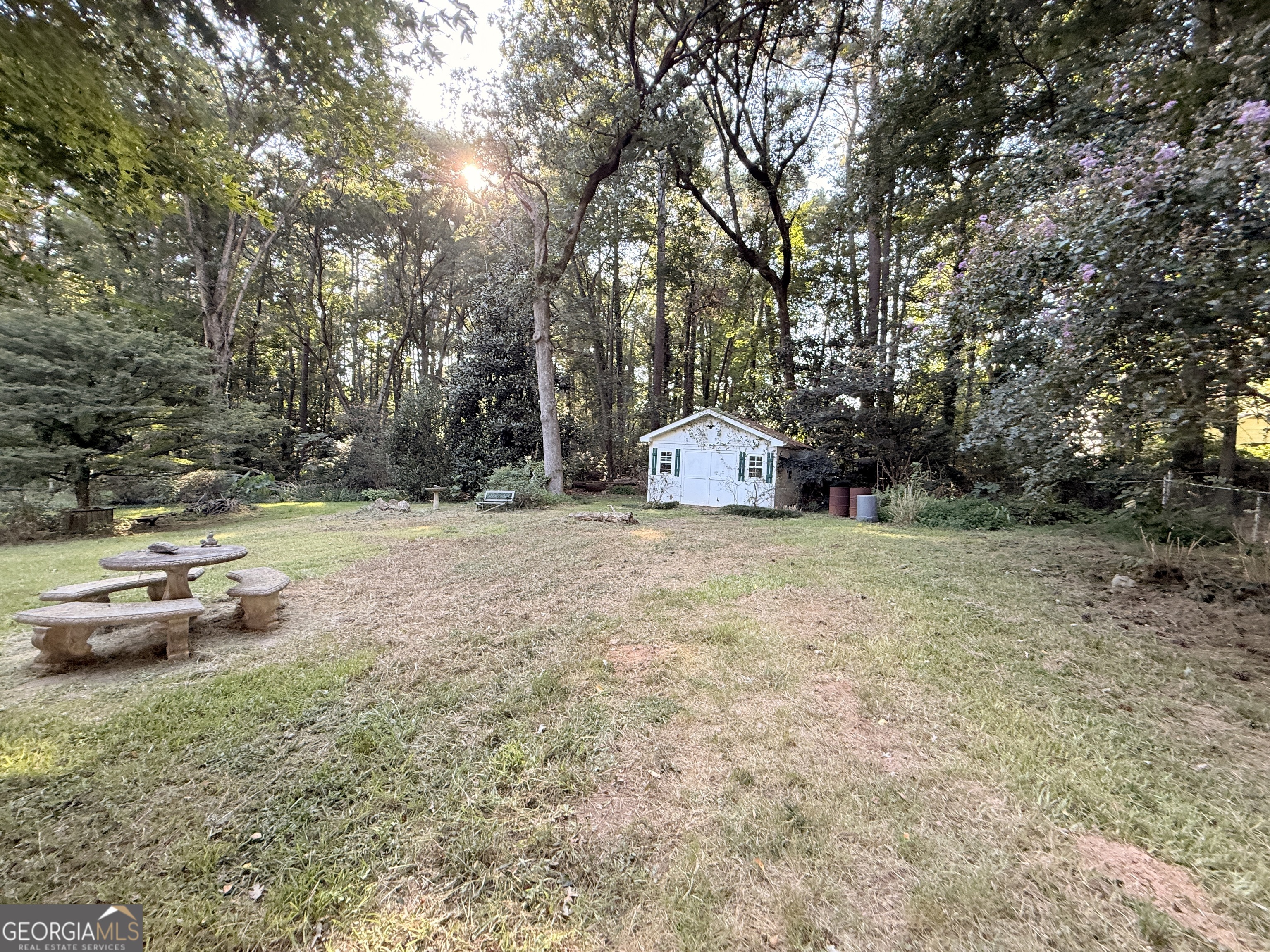 2153 Kings Forest Drive Property Photo 3