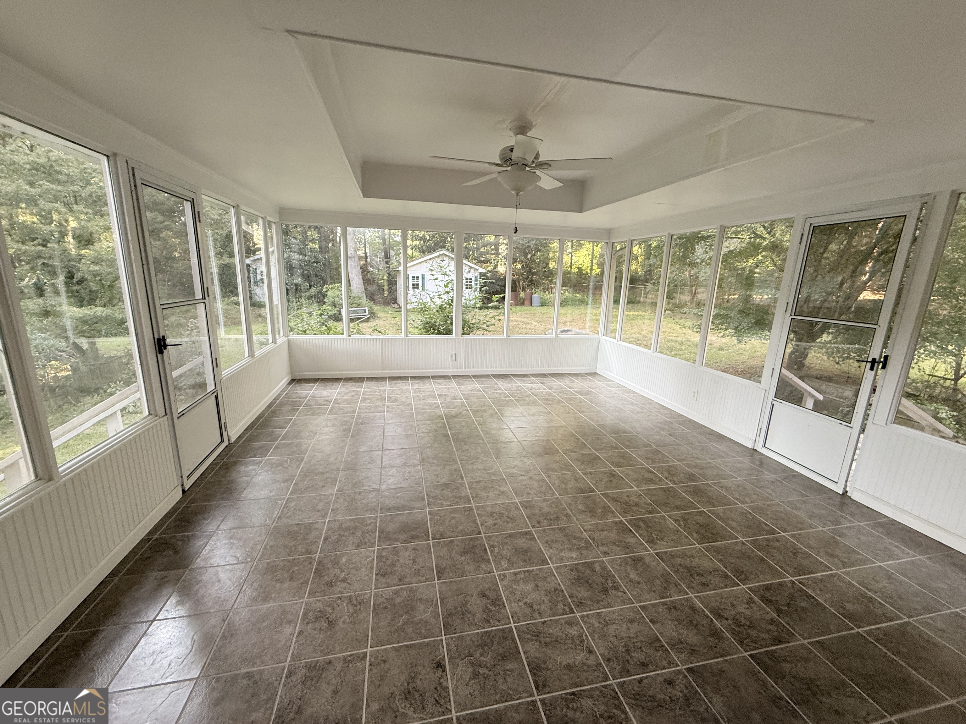 2153 Kings Forest Drive Property Photo 4