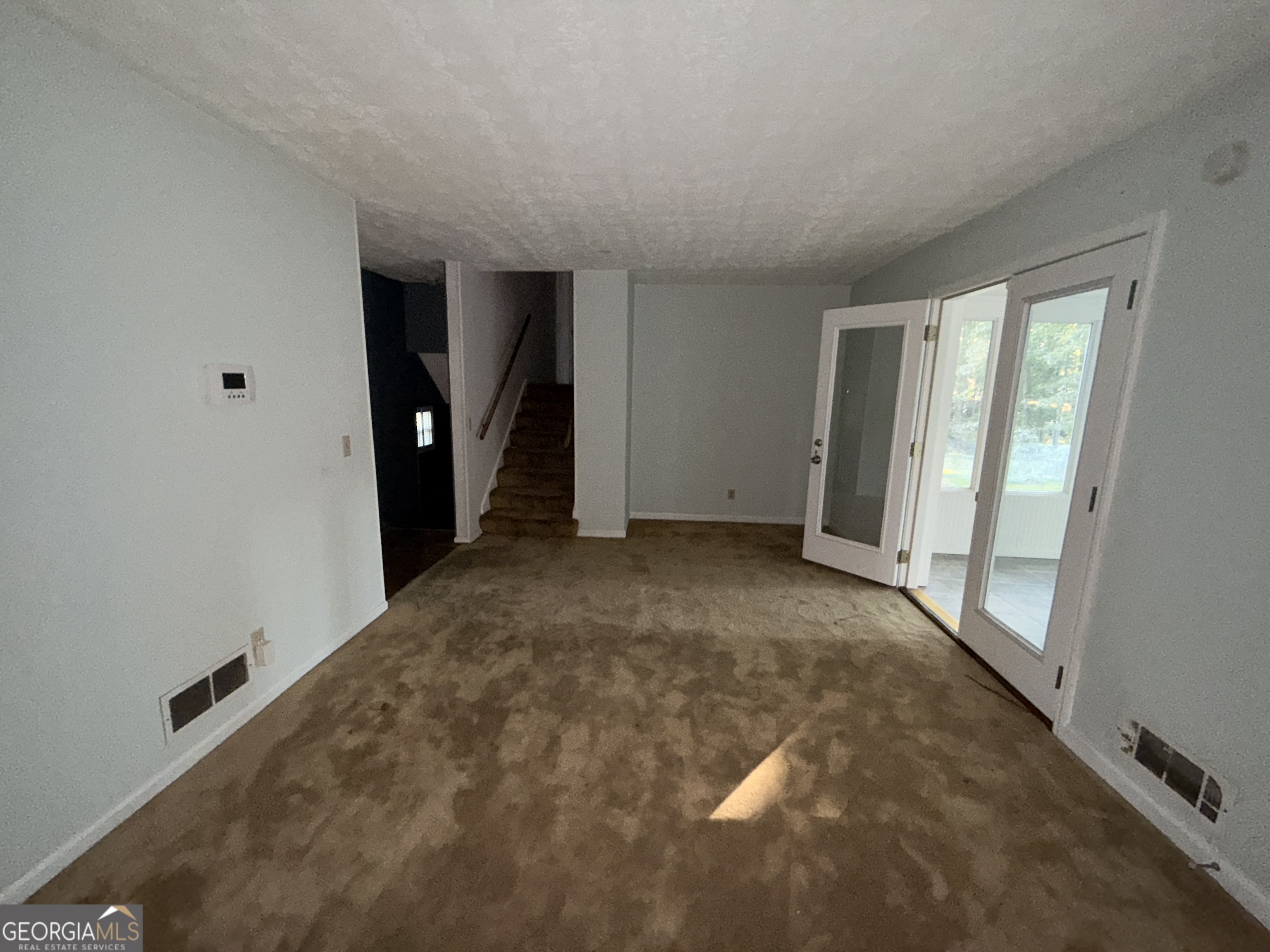 2153 Kings Forest Drive Property Photo 5