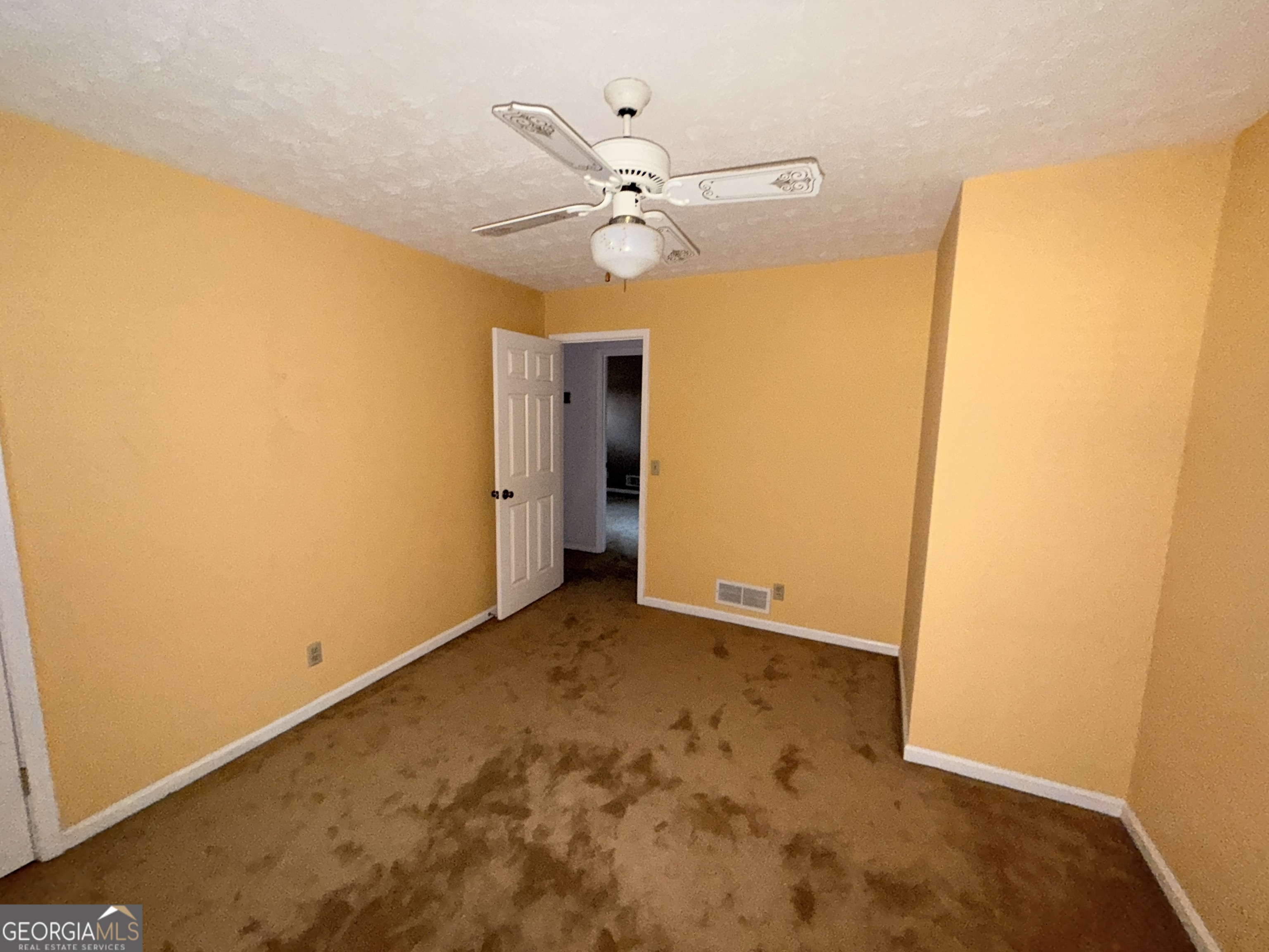 2153 Kings Forest Drive Property Photo 11