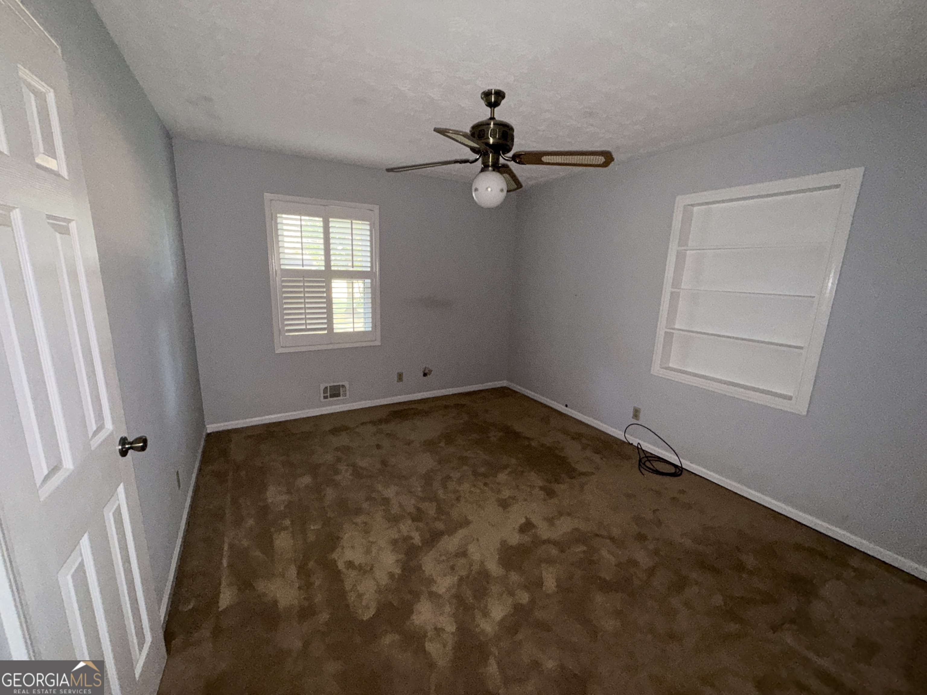 2153 Kings Forest Drive Property Photo 12