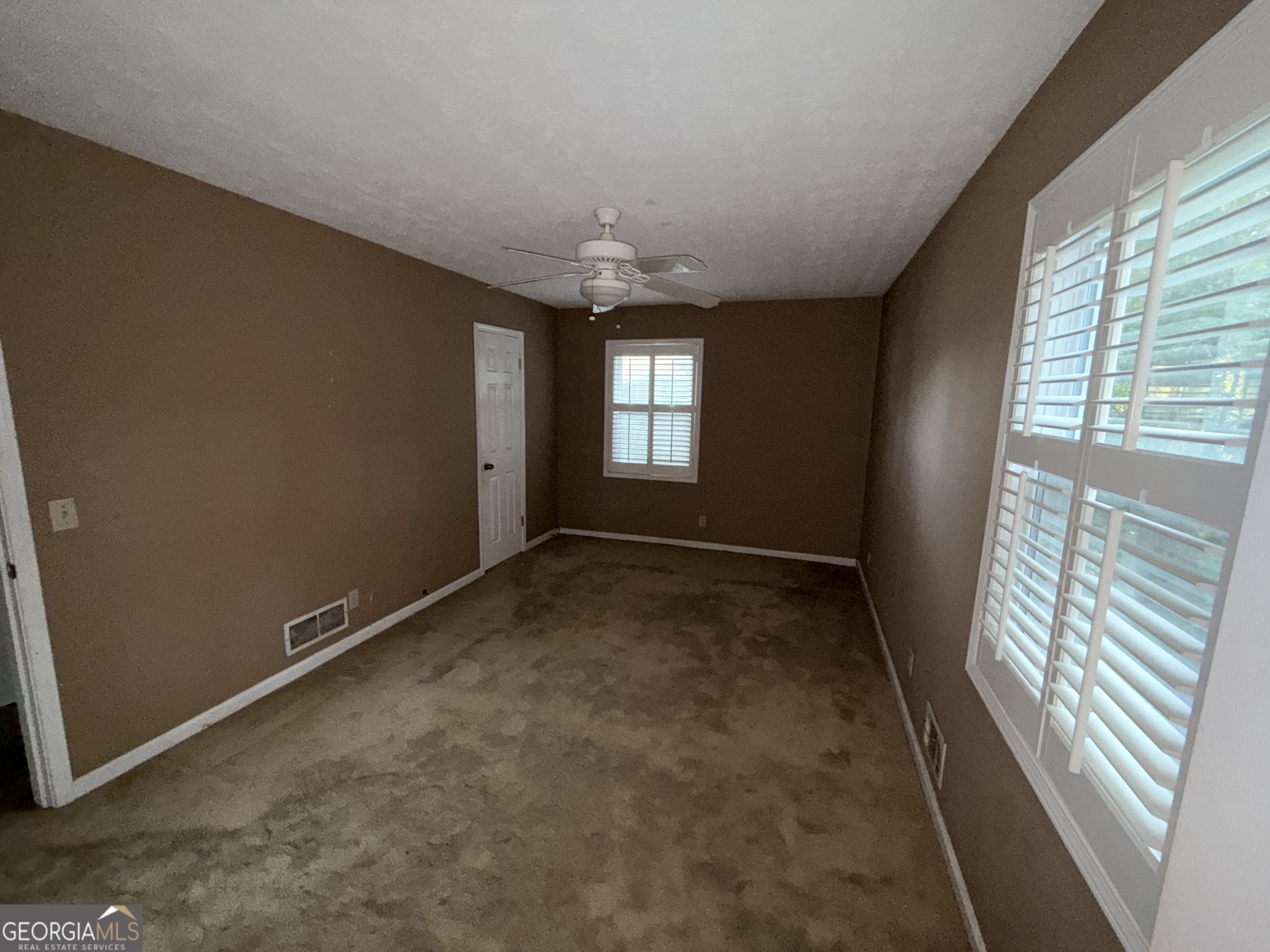 2153 Kings Forest Drive Property Photo 14