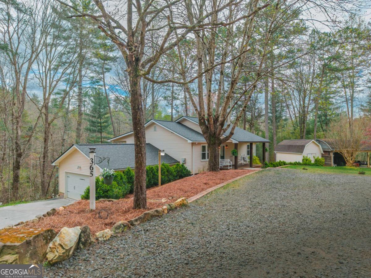 365 Quarles Lane Property Photo 1