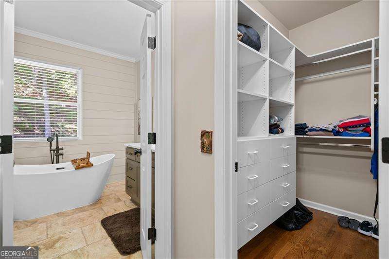 816 Alpine Drive Property Photo 12