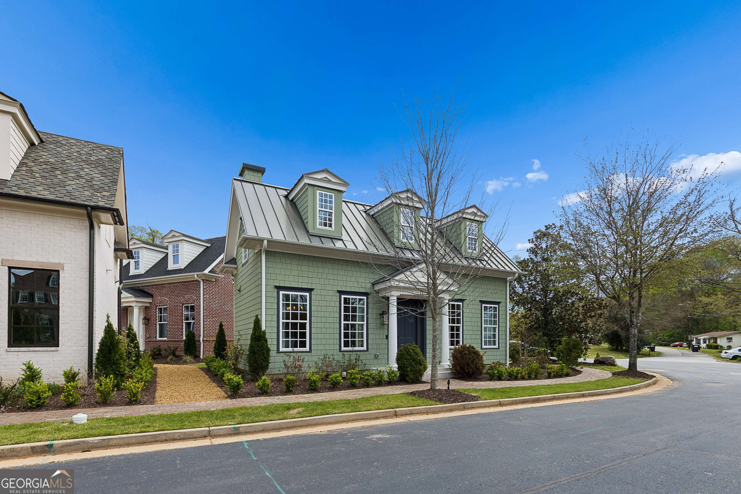 11 Bourbon Street Property Photo 4