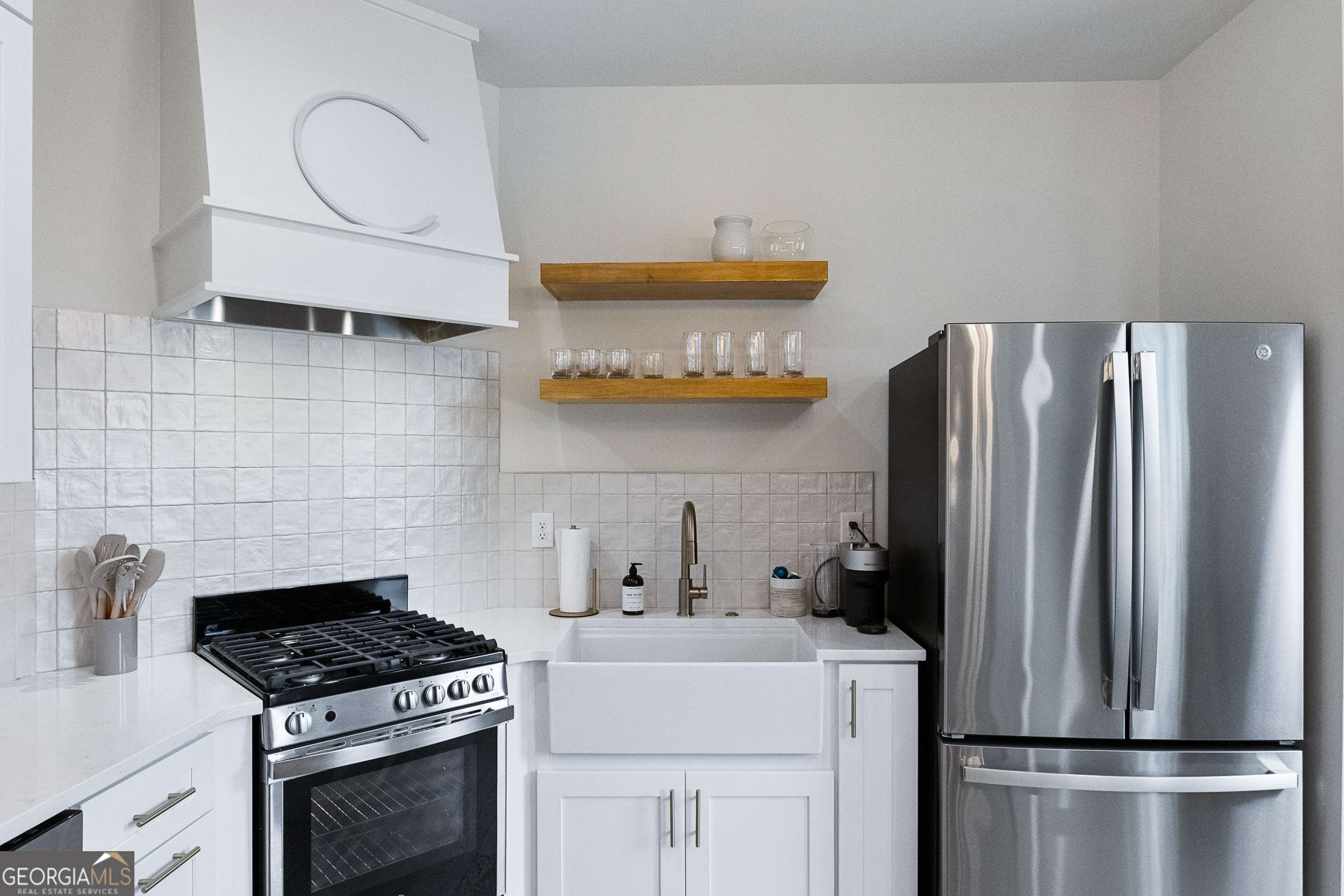 11 Bourbon Street Property Photo 10