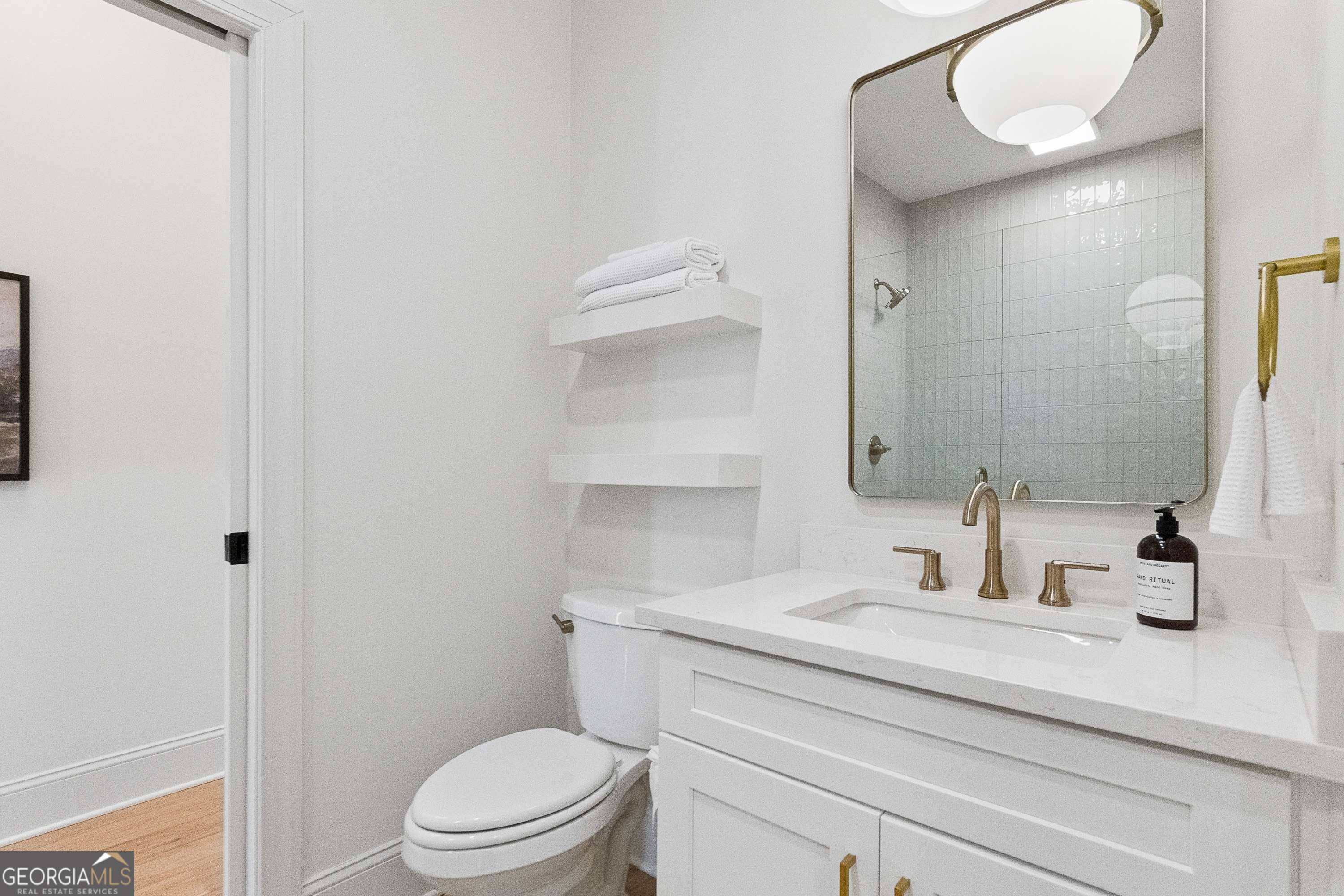 11 Bourbon Street Property Photo 20