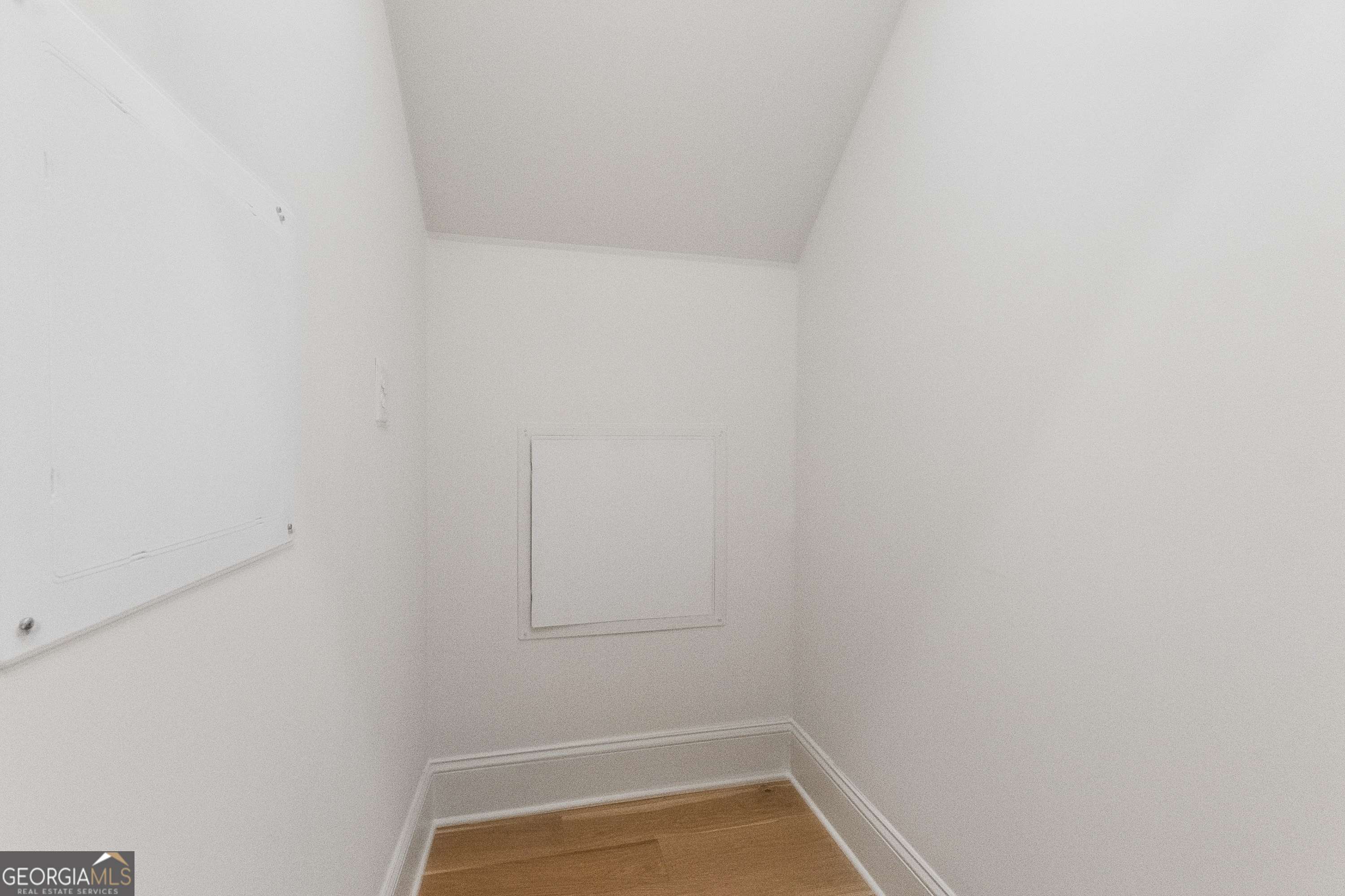11 Bourbon Street Property Photo 24