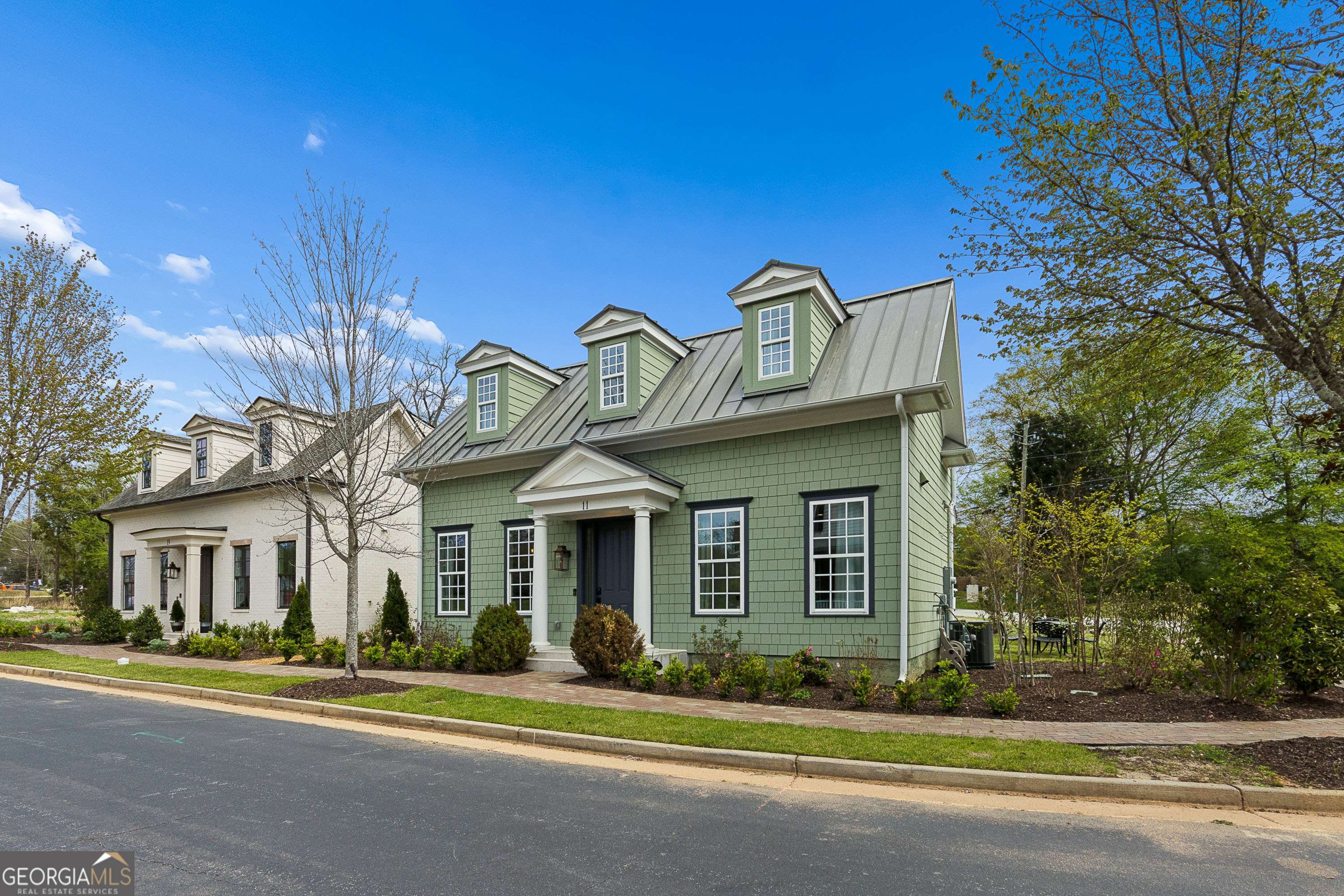 11 Bourbon Street Property Photo 45