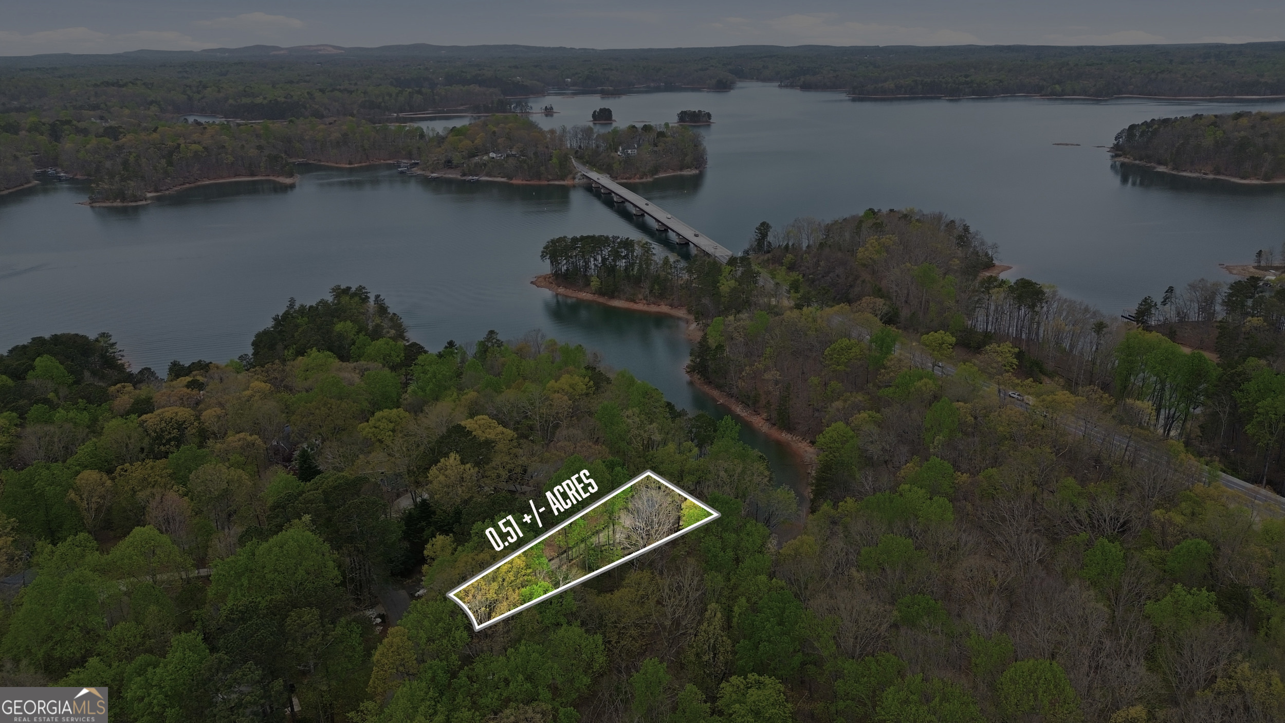5428 N Cove Road Property Photo 1