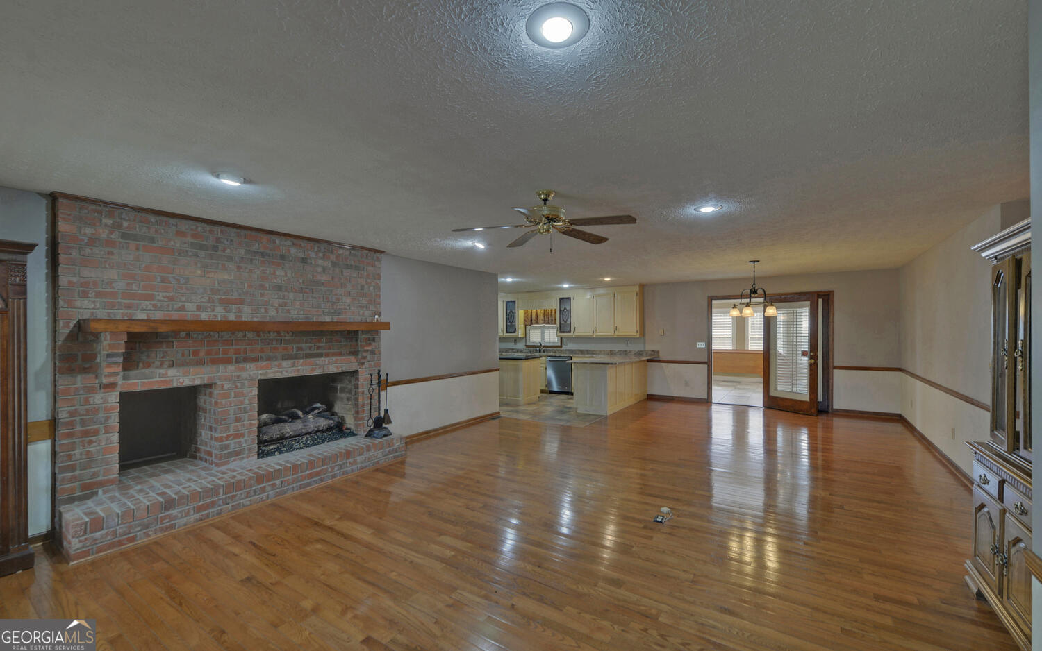 197 Woodland Way Property Photo 7