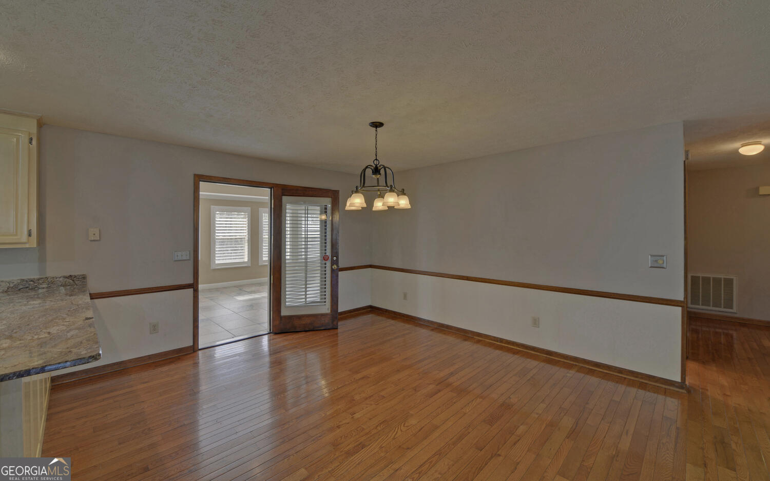 197 Woodland Way Property Photo 8