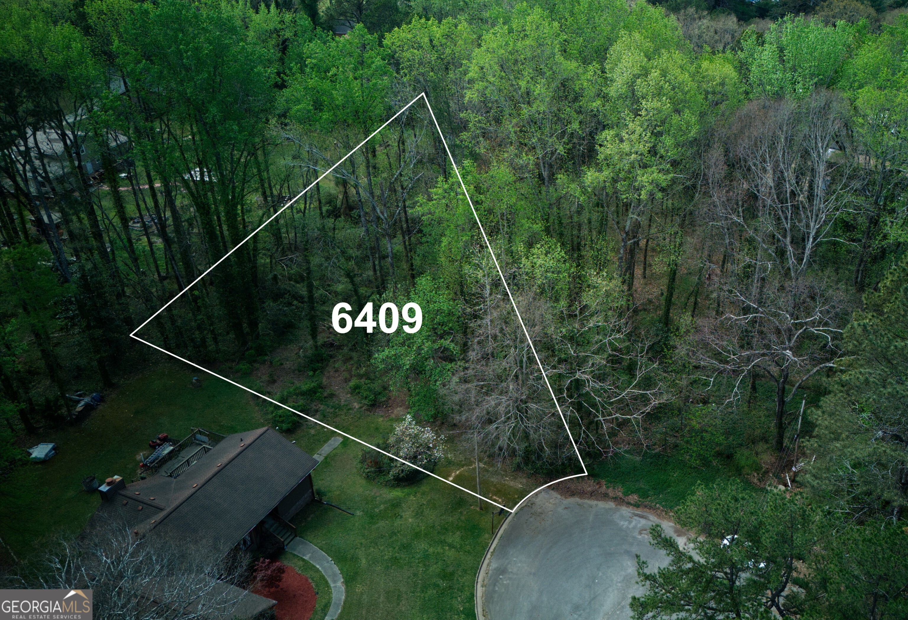 6409 Gids Court Property Photo 3