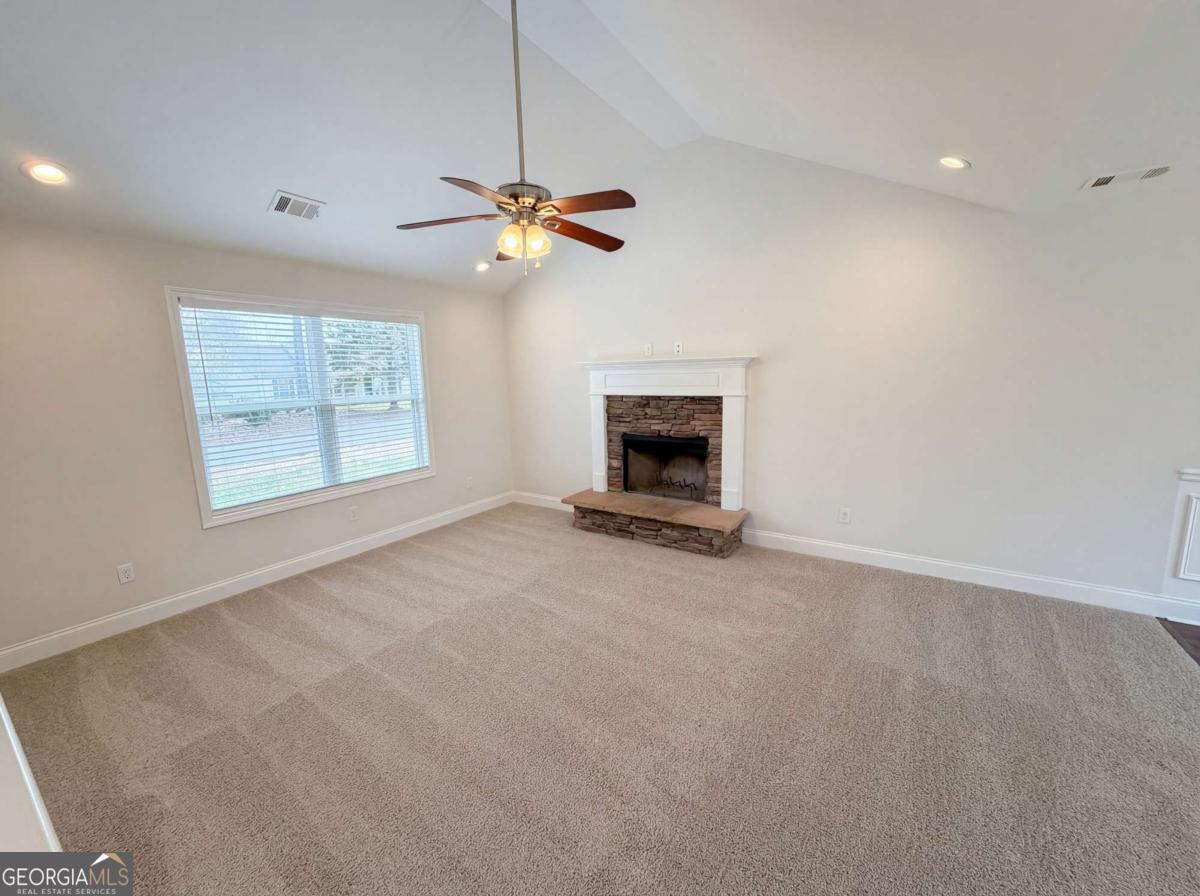 3983 Fraser Circle Property Photo 4