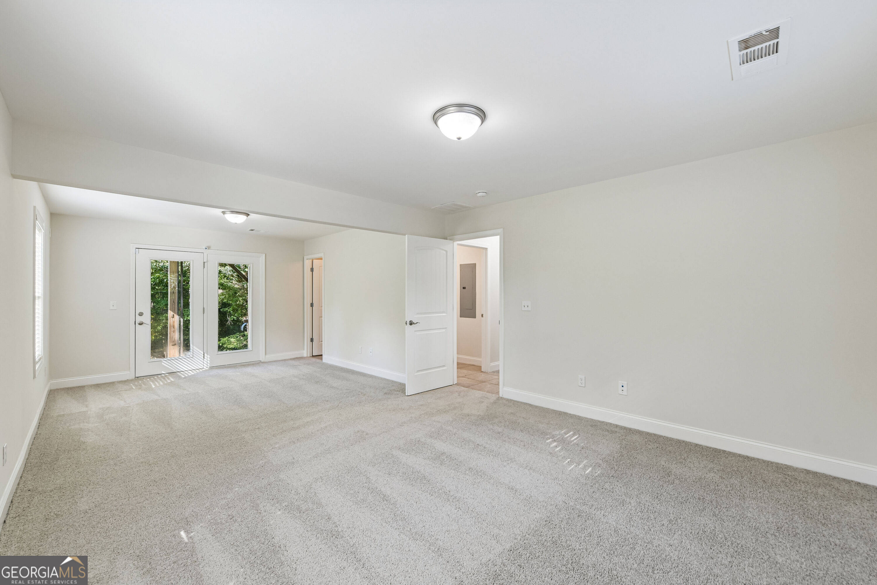 3983 Fraser Circle Property Photo 21