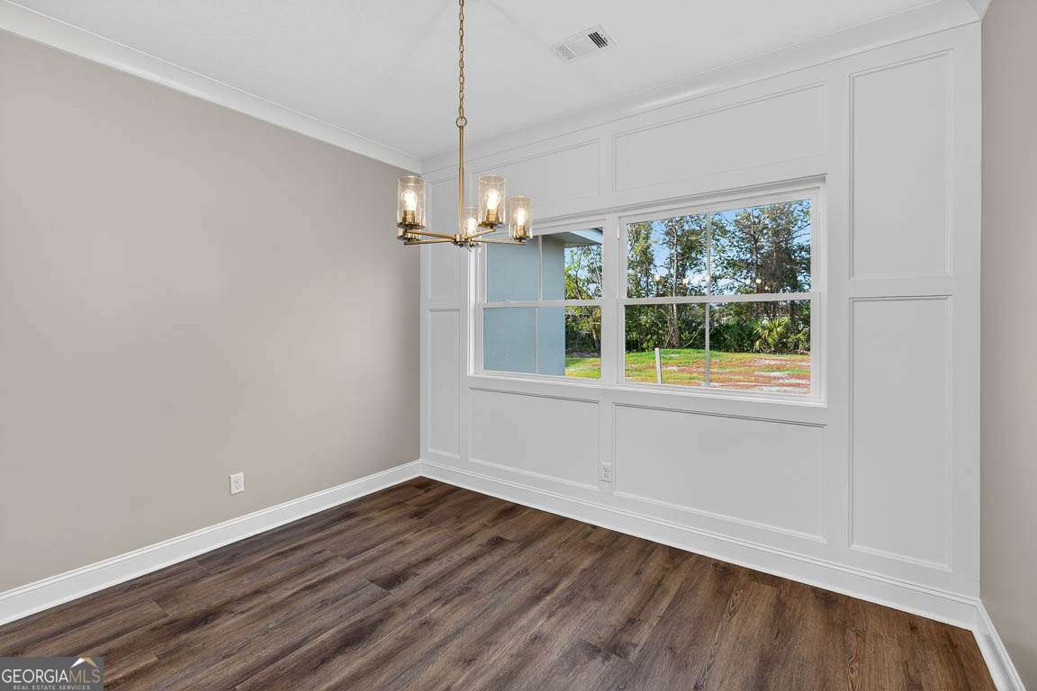 77 Silver Bluff Drive Property Photo 9