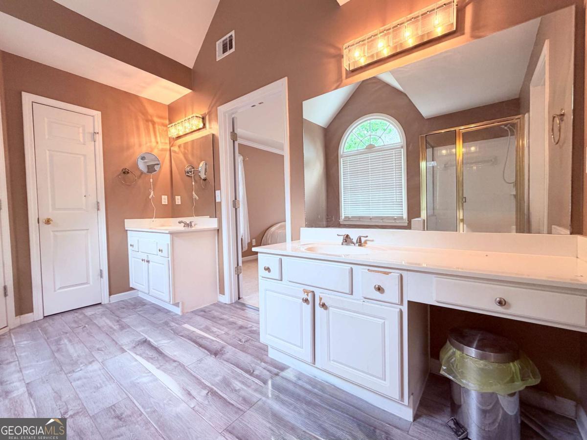 3830 Peachbluff Court Property Photo 24