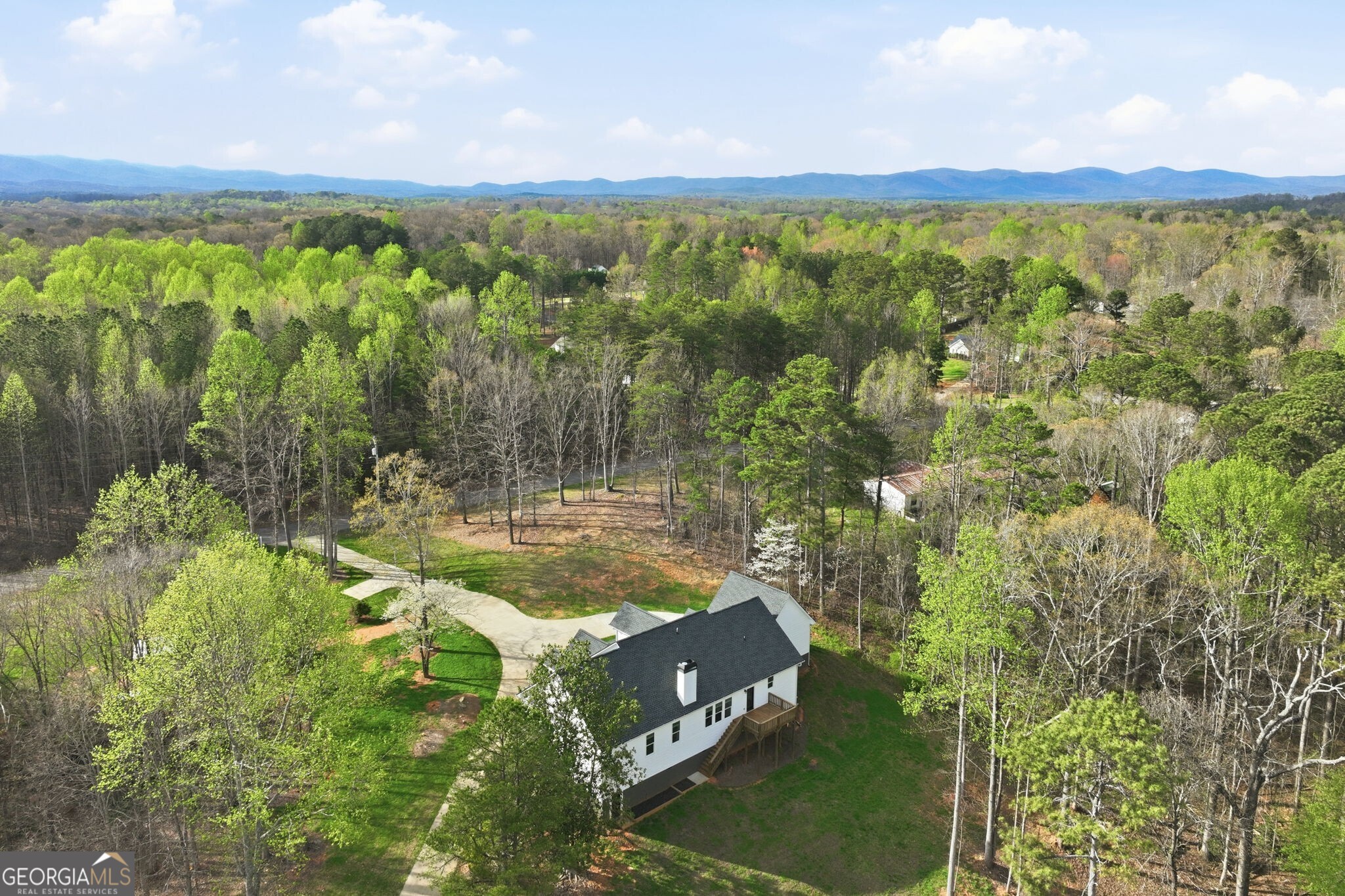 31 Haygood Circle Property Photo 6