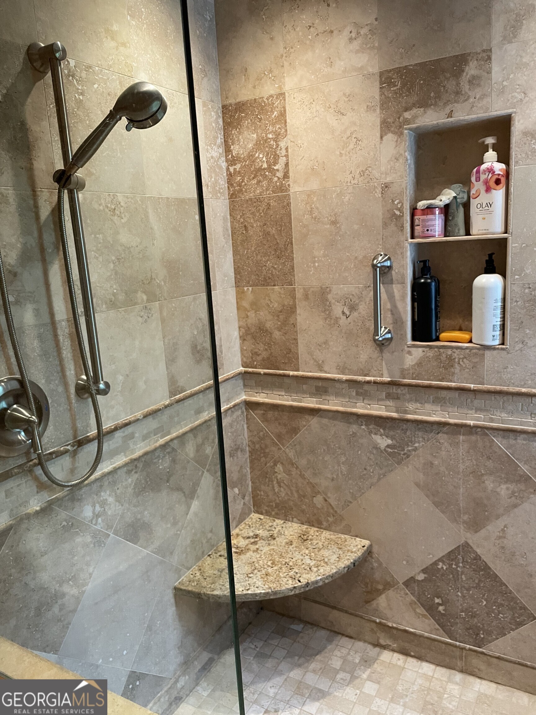 3666 Lakewood Court # B Property Photo 8