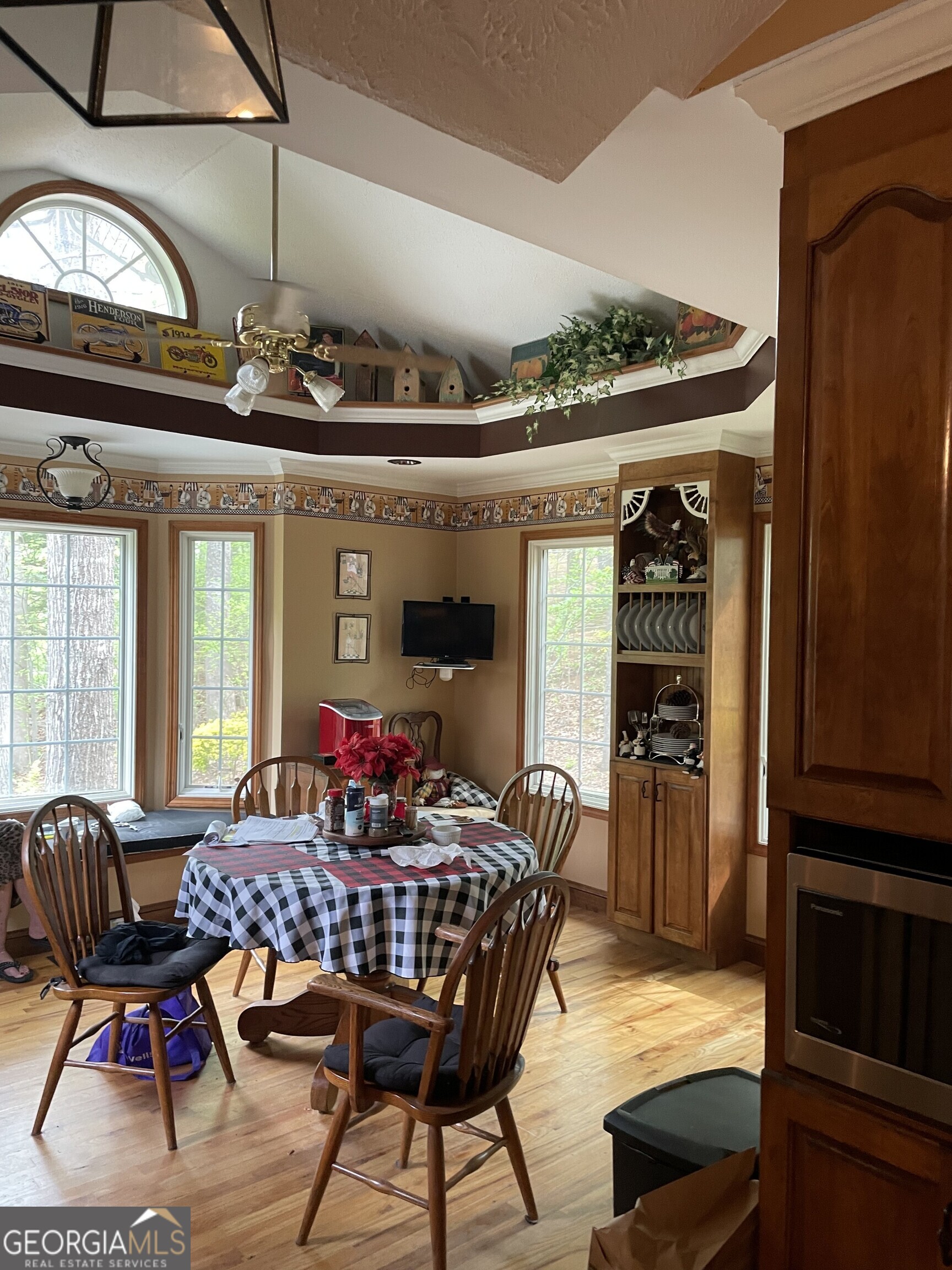 3666 Lakewood Court # B Property Photo 12