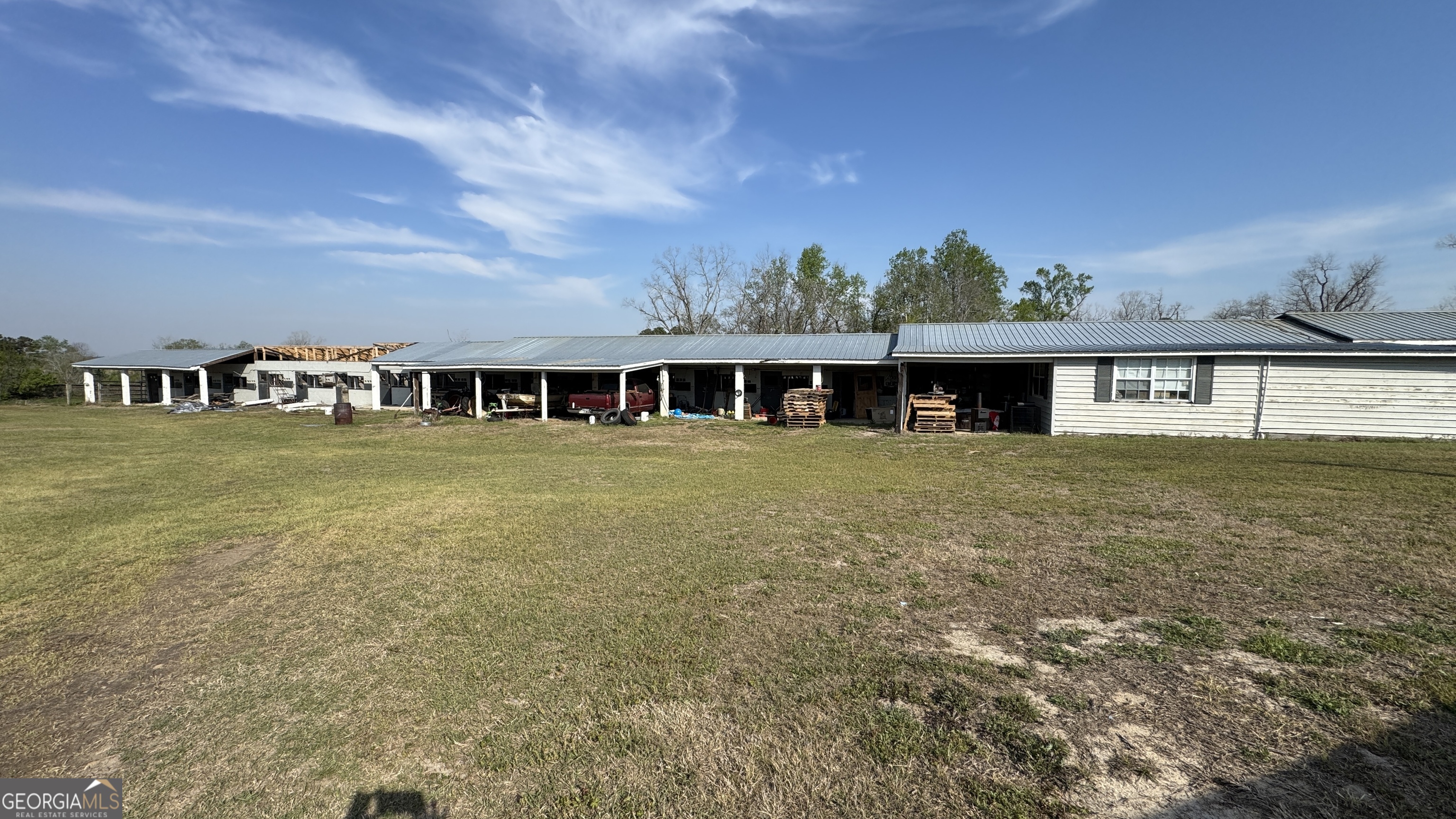 9297 Lynntown Road Property Photo 9