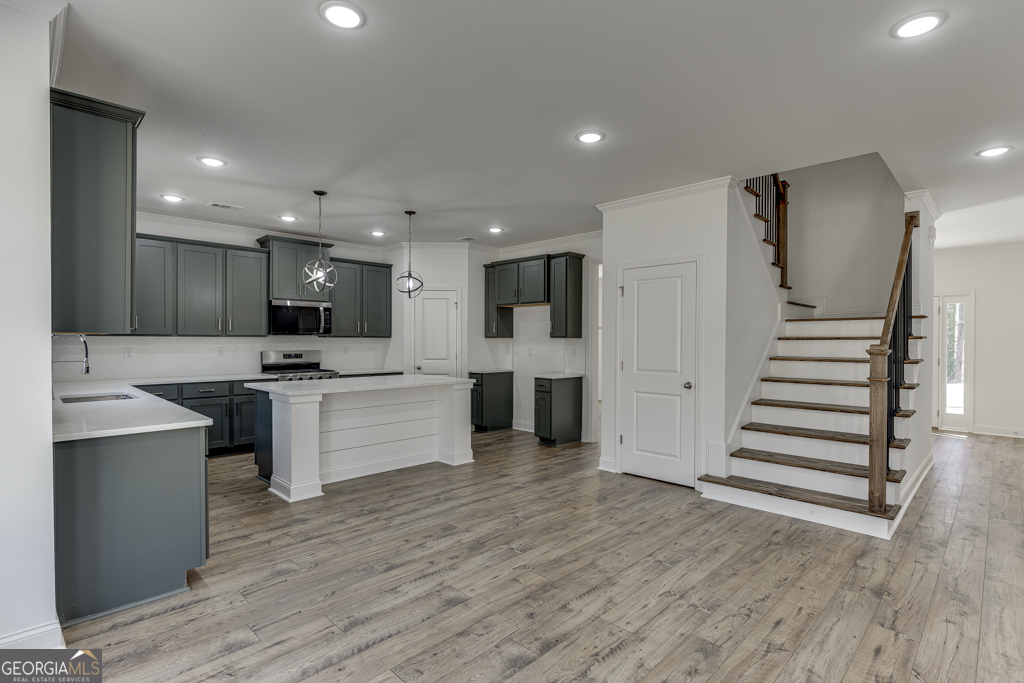 1003 Lakeview Property Photo 16