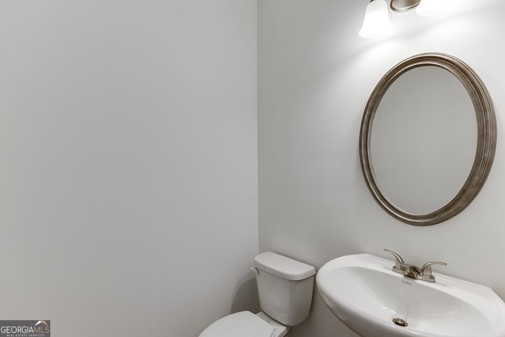 1003 Lakeview Property Photo 23