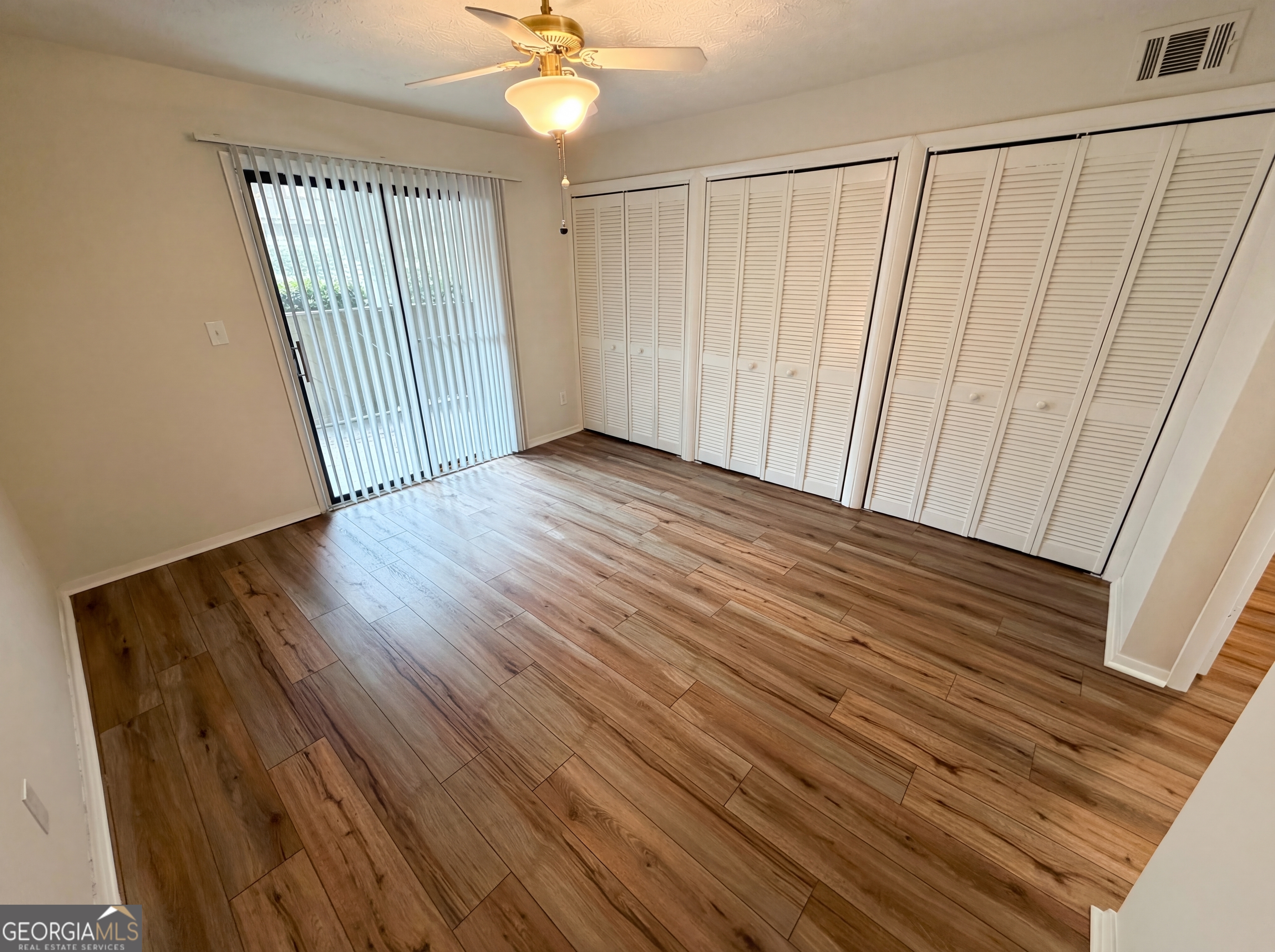 1013 Dunbar Drive Property Photo 4