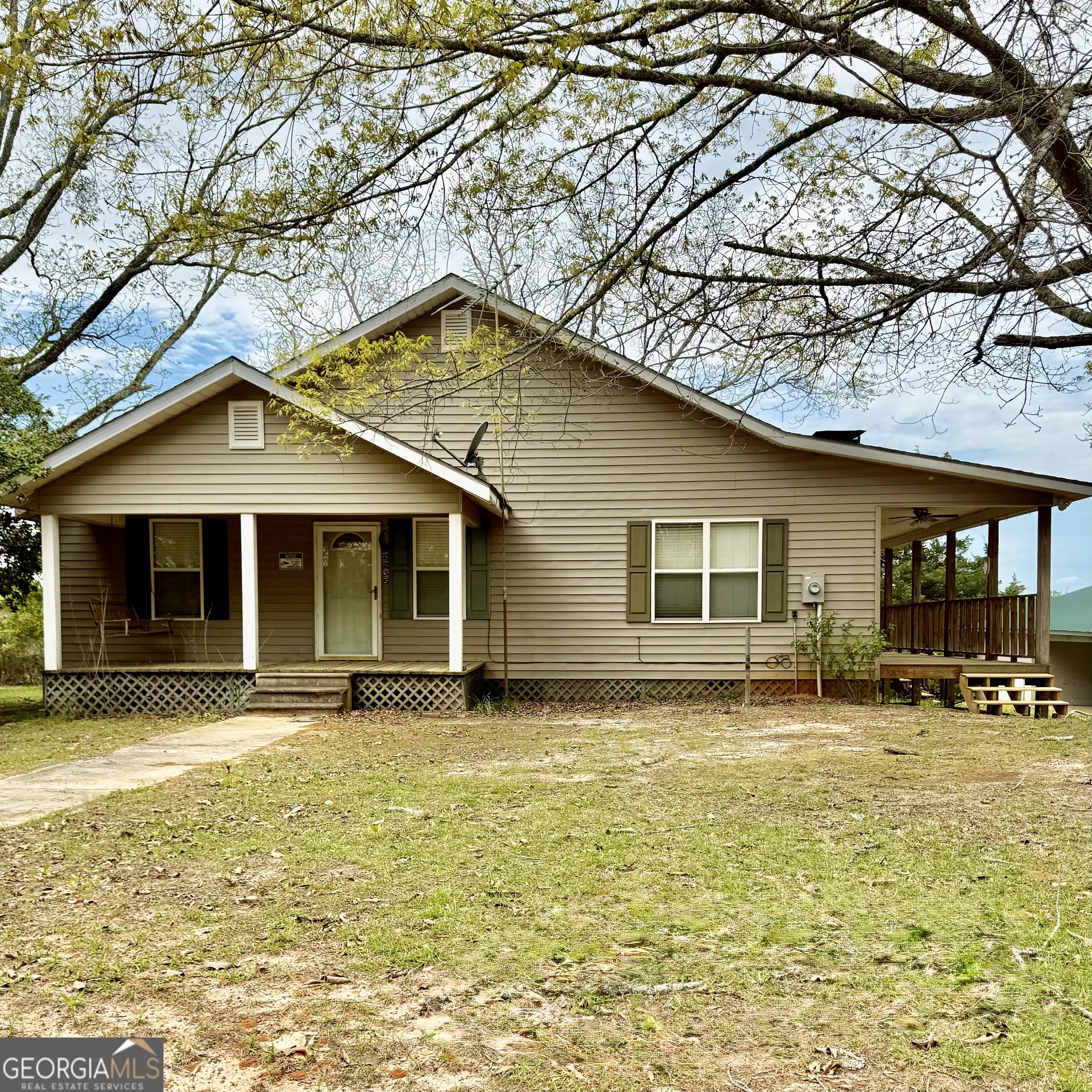 2235 Long Branch Road Property Photo 2
