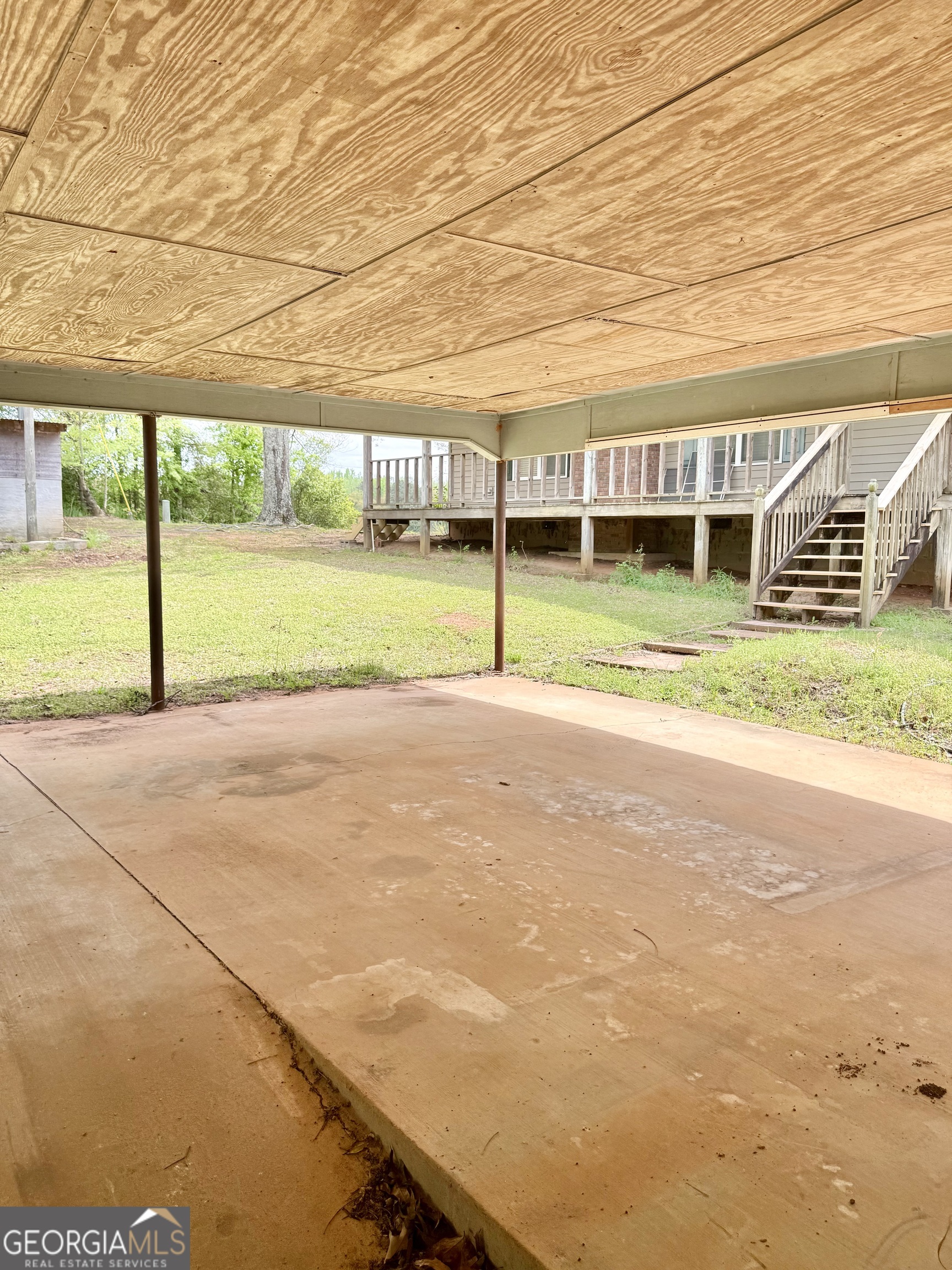 2235 Long Branch Road Property Photo 12