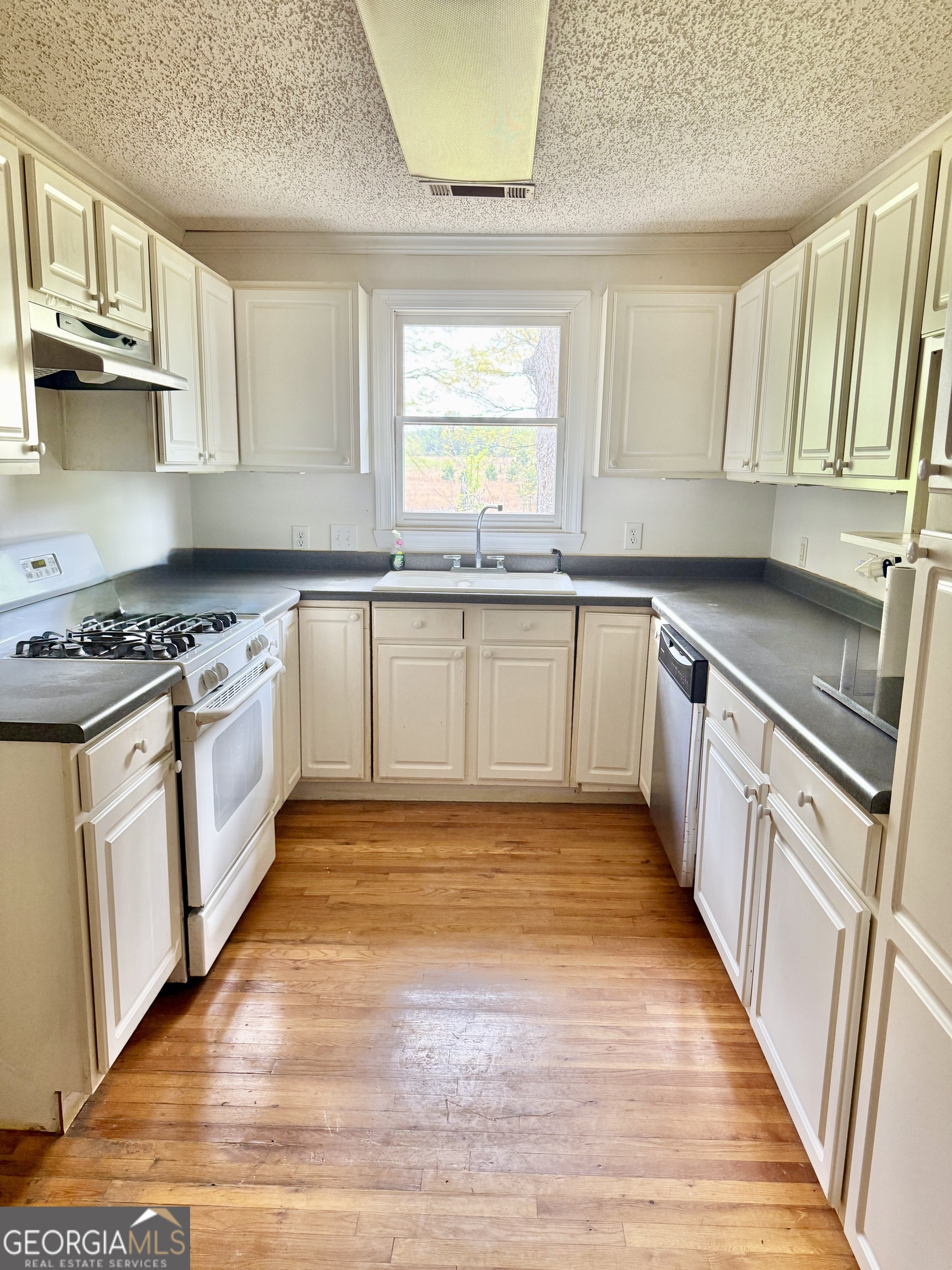 2235 Long Branch Road Property Photo 27