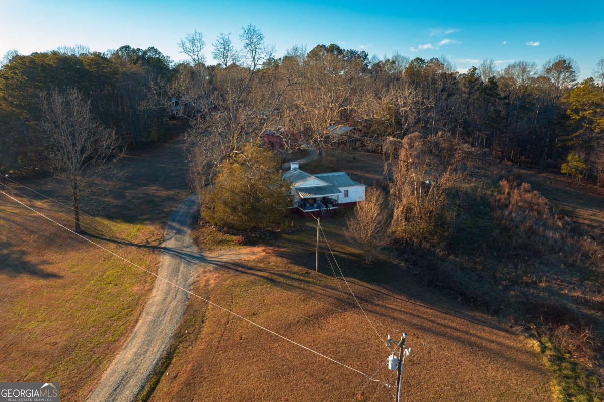 873 Long Road Property Photo 2