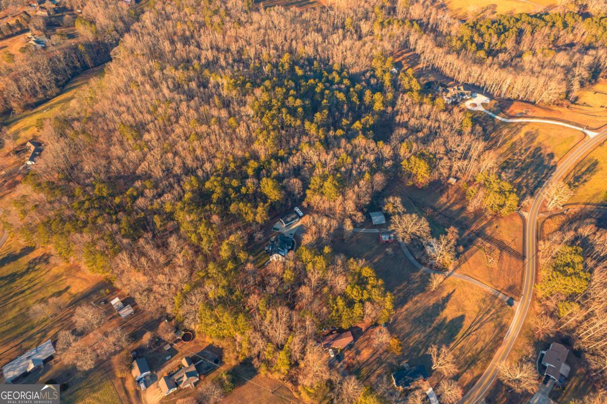 873 Long Road Property Photo 13