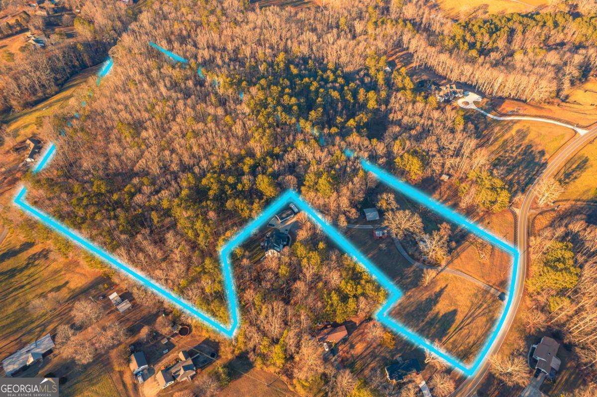 873 Long Road Property Photo 14