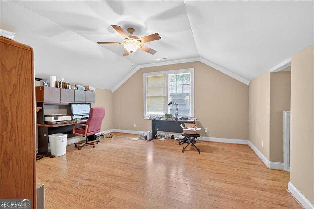 5829 Swinging Gate Road Property Photo 37