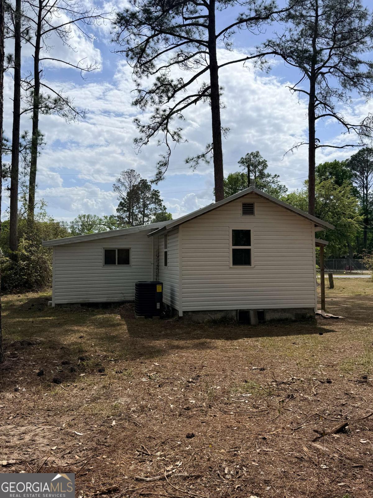 374 Patterson Street Property Photo 4