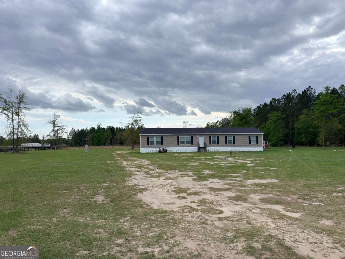 7518 Buck Head Road Property Photo 1
