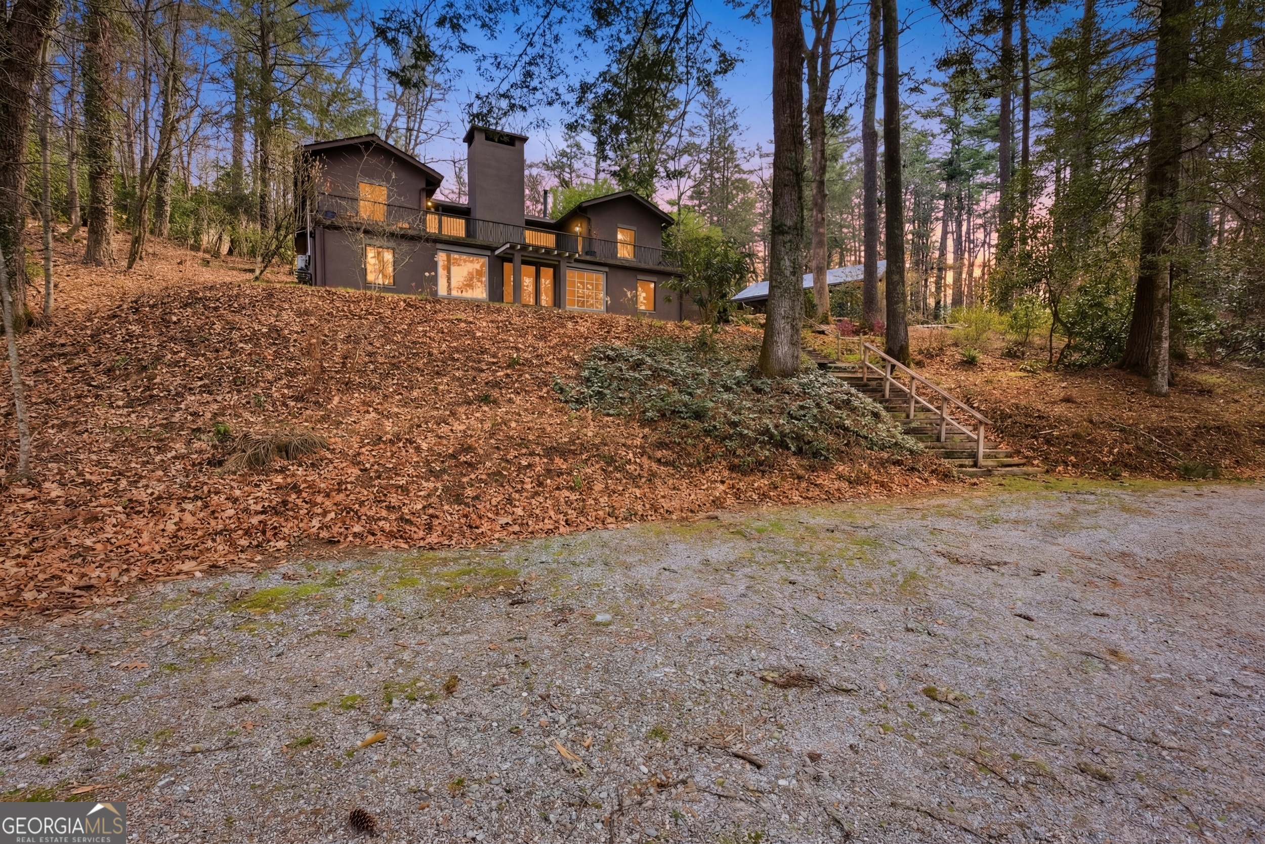 1921 Franklin Road Property Photo 3