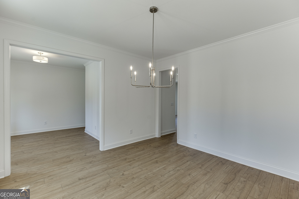 979 Lakeview Property Photo 6
