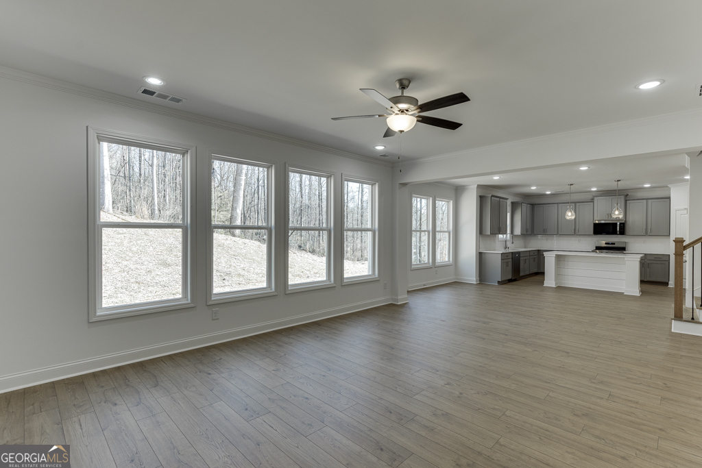979 Lakeview Property Photo 18