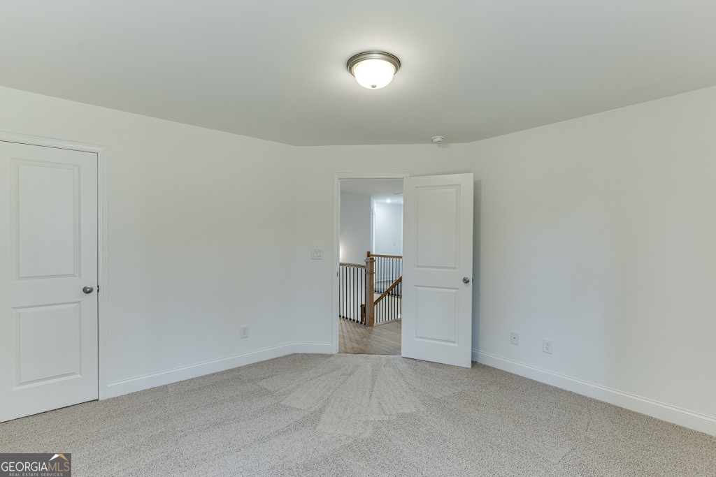 979 Lakeview Property Photo 24