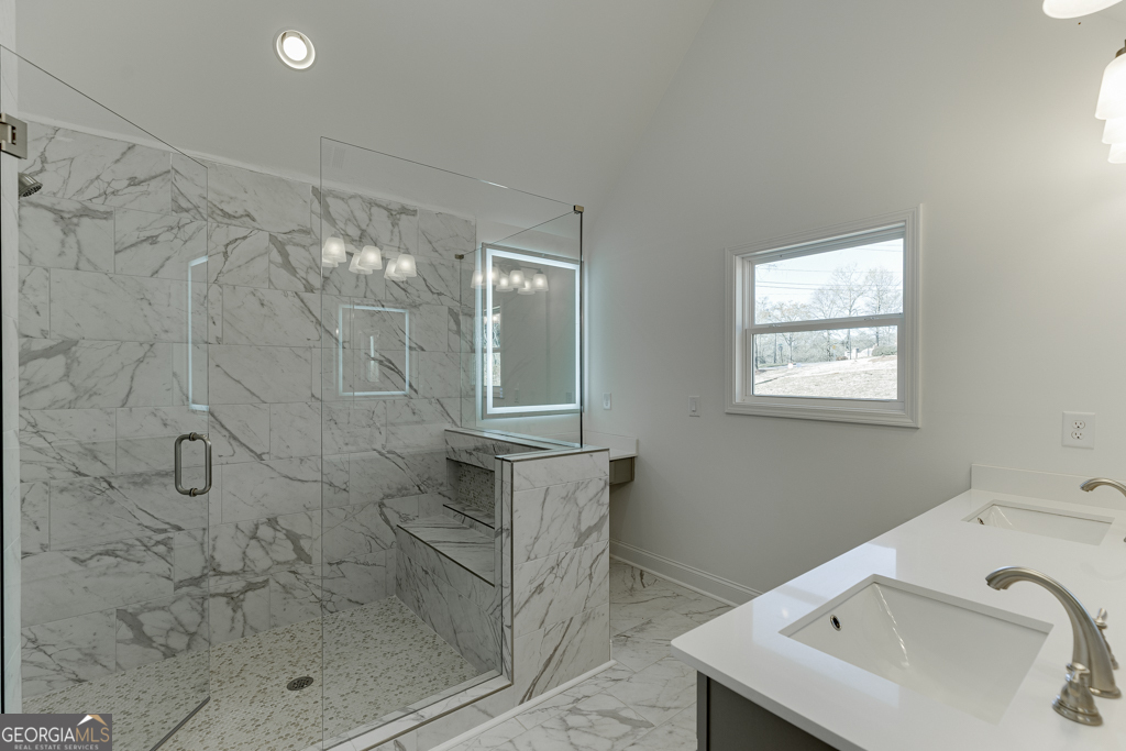 979 Lakeview Property Photo 33