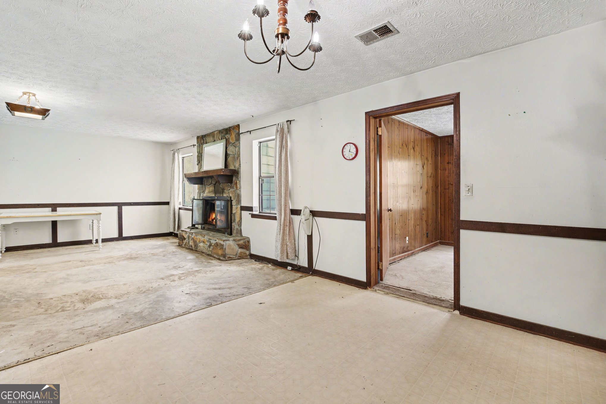 120 Carriage Circle Property Photo 8